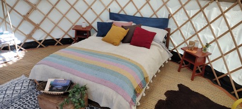 Luxury glamping yurt hire - glamping,