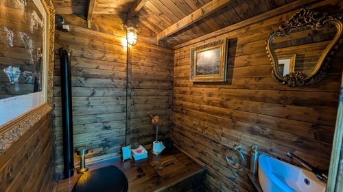 High spec premium wood luxury - premium,